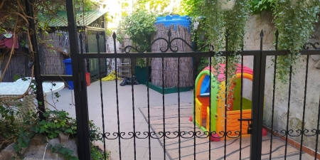 Двор "Утёса"